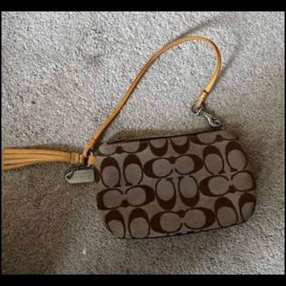 Coach Wristlet - Picture 2 of 2